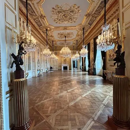 Heart Of Saint-germain-des-pres París