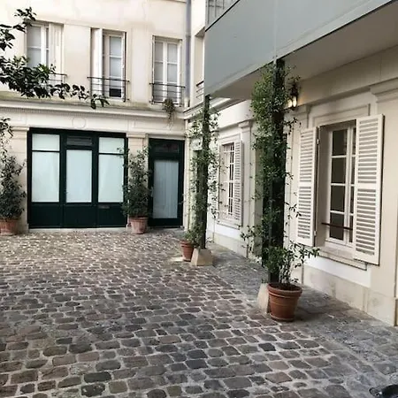 Heart Of Saint-germain-des-pres